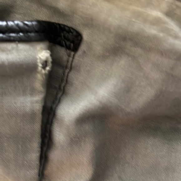 *Elliot Lucca Extra Large Purse! - Picture 11 of 16